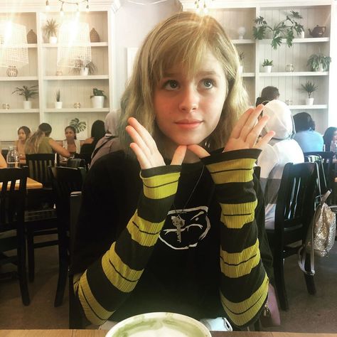 19.4k Likes, 373 Comments - LULUWILSON (@luluswilson) on Instagram: “the many faces of hunger @kerrstreetcafe” Ouija Movie, Lulu Wilson, Fame Shifting, Annabelle Creation, Tiktok Boy, Baby Lulu, Fumiya Takahashi, Billie Lourd, Hollywood Girls