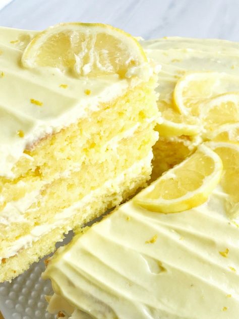 Lemon Layer Cake Recipe, Moist Lemon Cake Recipe, Lemon Cake Mix Recipe, Lemon Layer Cake, Cake Recipes Uk, Pudding Frosting, Lemon Cake Easy, Moist Lemon Cake, Lemon Layer Cakes