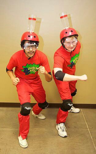 Double dare! #Nickelodeon Double Dare Party, Double Dare Birthday Party, Double Dare Costume, Double Dare Games, Nickelodeon Costumes, Nickelodeon Party, 80s Life, Costume Box, Fun Dares