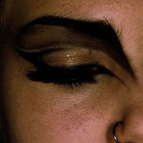 80s Vampire Makeup, Mexican Goth Makeup, Heavy Metal Concert Makeup, New Romantics Makeup, 2000s Goth Makeup, 80s Rockstar Makeup, 70s Punk Makeup, 80s Goth Makeup, 80s Rock Makeup