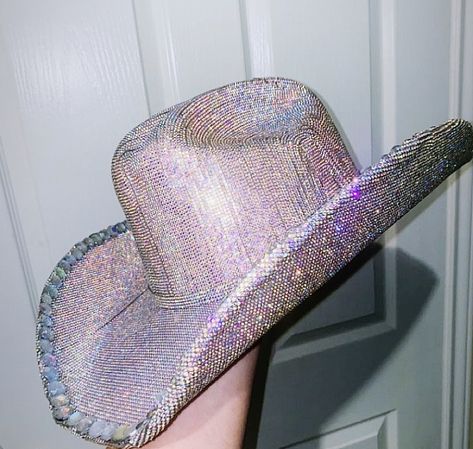 Bejeweled Cowboy Hat, Cute Cowgirl Hats, Bedazzled Cowboy Hat, Sparkly Cowboy Hat, Taylor Swift Eras Concert, Neon Cowgirl, Rhinestone Cowboy Hat, Western Disco, Custom Cowboy Hats