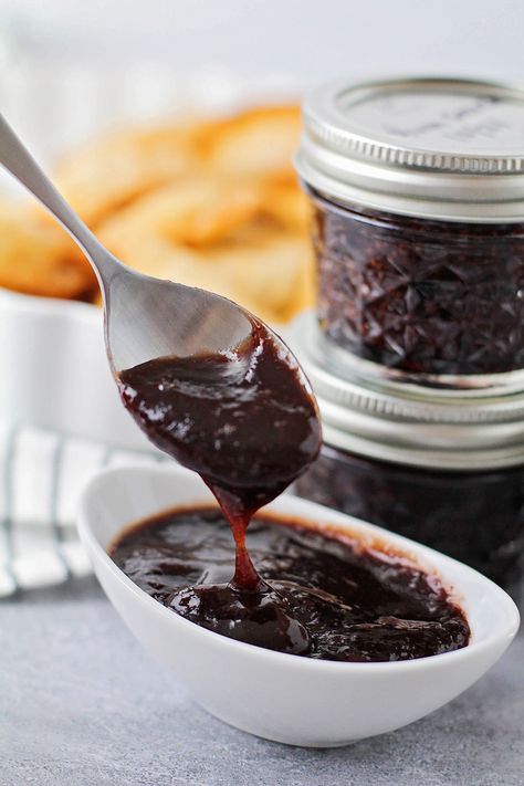 Savory Plum Sauce - The Baker Upstairs Plum Barbeque Sauce Canning, Plum Syrup, Plum Sauce Recipe, Ham Sauce, Canned Plums, Cheese Wontons, Fried Wontons, Wonton Recipes, Plum Sauce