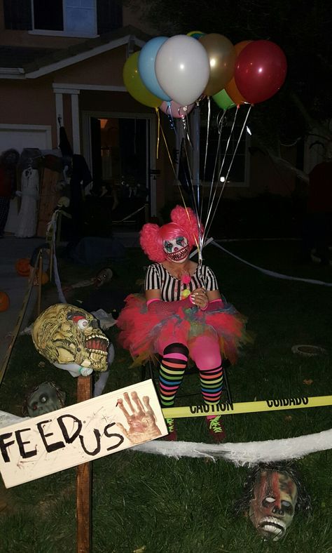 Haunted House Clown Costume, Evil Clown Costume Diy, Plus Size Clown Costume Woman, Diy Scary Clown Costume For Women, Killer Clown Costume Women Diy, Haunted House Scare Actors, Scary Clown Makeup For Kids, Diy Scary Clown Costume, Scary Clown Costume Ideas