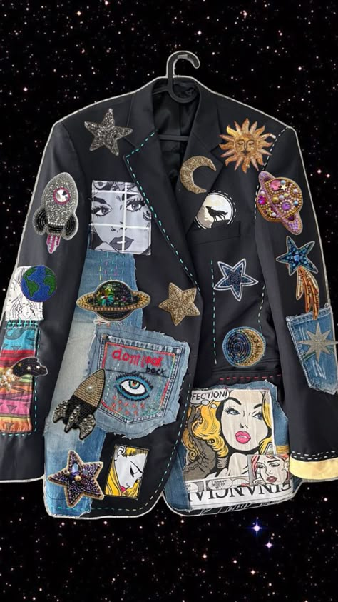 Lots of glittery galactic patches on an upcycled jacket Diy Jacket Refashion, Blazer Diy, Jeans Painting, Gothic Style Fashion, Jean Jacket Diy, Hand Painted Jeans, Applique Jacket, Ropa Upcycling, Upcycled Jackets