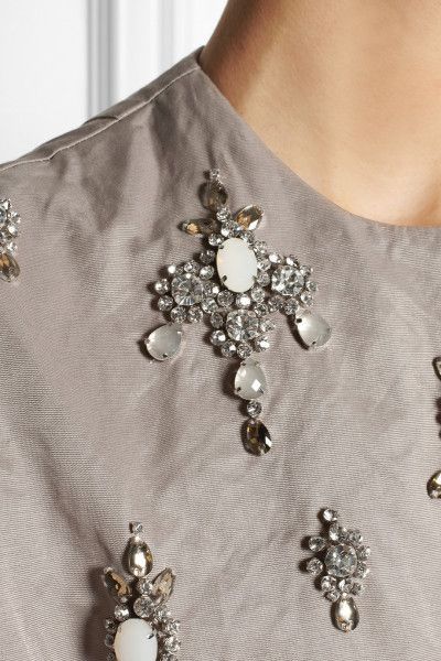 Biyan Arya Embellished Crinkled Satinfaille Dress in Gray (Neutrals) - Lyst: Diy Sequin, Couture Embellishment, Cl Fashion, Trendy Embroidery, Embellishment Details, Motifs Perler, Embroidery Diy, Embellished Sweaters, Couture Embroidery