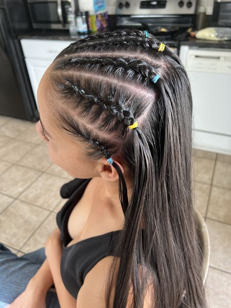 Mexico Braids, Half Braided Hairstyles, Mixed Girl Hairstyles, Pretty Short Hair, Mexican Hairstyles, Medium Length Hair Hairstyles, For Medium Length Hair Hairstyles, Dutch Braid Hairstyles, Hairstyles For Prom