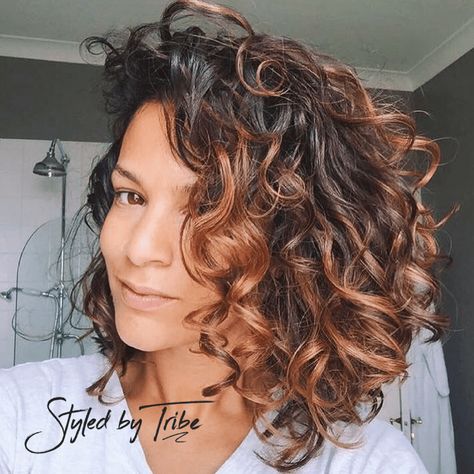 Curly Color, Bob Haircut Curly, Copper Hair Color, Hair 2018, Light Hair Color, Trendy Hair Color, Curly Bob Hairstyles, Short Curly Hair, Hairstyles Haircuts