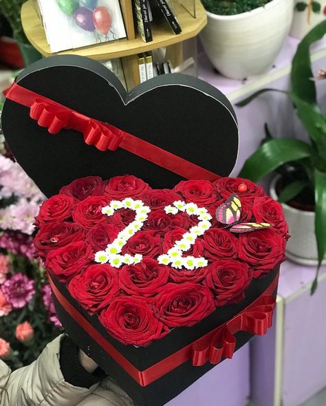 22th Birthday Cake, 22 Birthday Gift Ideas, 22 Birthday Decorations, 22th Birthday, Birthday Pinterest, Diy Wedding Ring, Happy Birthday 22, 22 Birthday Gifts, 22nd Birthday Cakes