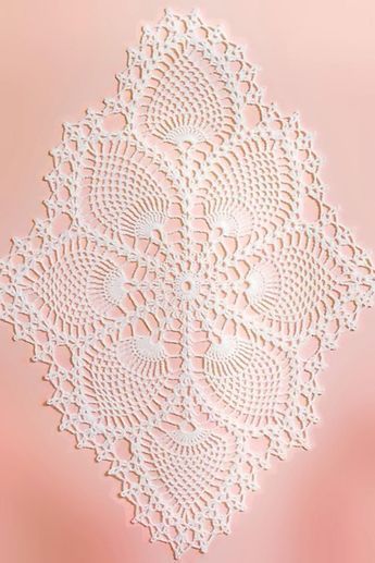 Free Crochet Patterns Using Size 10 Thread, Vintage Crochet Doily Pattern, Free Doily Patterns, Crochet Thread Projects, Crochet Thread Patterns, Crochet Lace Doily, Crochet Baby Booties Pattern, Crochet Tablecloth Pattern, Free Crochet Doily Patterns