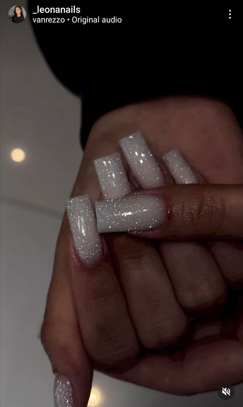 Almost Nail Ideas, Nails Acrylic White Sparkle, Plain New Years Nails, Nail Inspiration Sparkle, White Chrome Glitter Nails, White Glittery Acrylic Nails, Rich Looking Nails, White Sparkling Nails, Icy White Nails