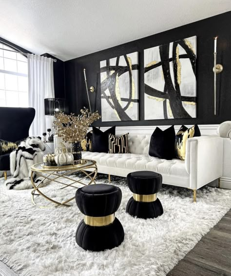 Black White And Gold Living Room, Black And Gold Living Room, Dnevni Boravak, Gold Living Room Decor, Black Living Room Decor, Glam Living Room Decor, Black And White Living Room, Gold Living, Glam Living