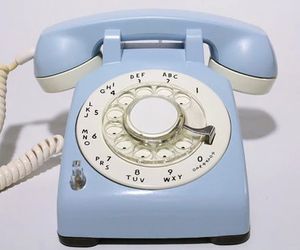 blue Hug Life, Blue Sargent, Telephone Vintage, Phone Things, Raven Cycle, Baby Blue Aesthetic, Light Blue Aesthetic, Lara Jean, Retro Phone