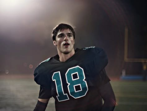 Jacob Elordi Football, Jacob Elordi Euphoria, Nate Jacobs, Jacob Elordi, Theo James, Ideal Man, Football Outfits, Hottest Guy Ever, Good Movies To Watch