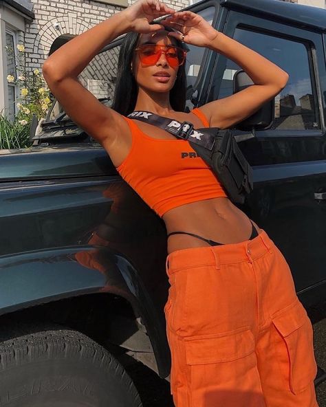 Outfit Inspo Orange, Looks Hip Hop, Baddie Outfit, 40 Fashion, Chique Outfits, Looks Street Style, Streetwear Fashion Women, Mode Inspo, Outfits Casual