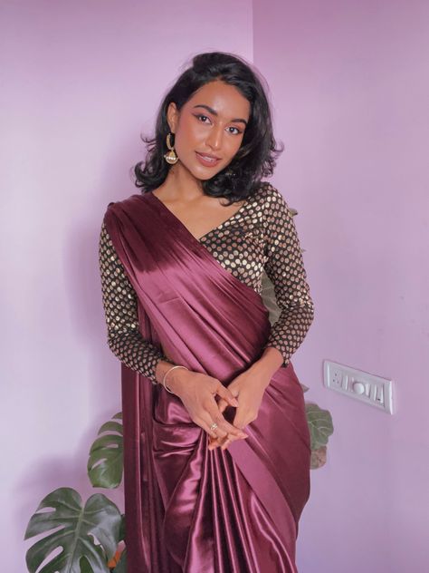 Wine Saree Blouse Combination, Satin Saree Blouse, Wine Saree, Satin Sarees, Jewelry Hacks, Cotton Blouse Design, Indian Outfits Lehenga, Backless Blouse Designs, Saree Fashion