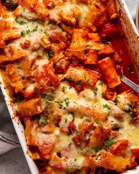 Freshly made Chicken pasta bake Baked Chicken Pasta Recipes, Creamy Pasta Bake, Pasta Bake Recipe, Tin Recipes, Chicken Pasta Bake, Recipetin Eats, Tomato Pasta Sauce, Recipe Tin, Baked Pasta Recipes