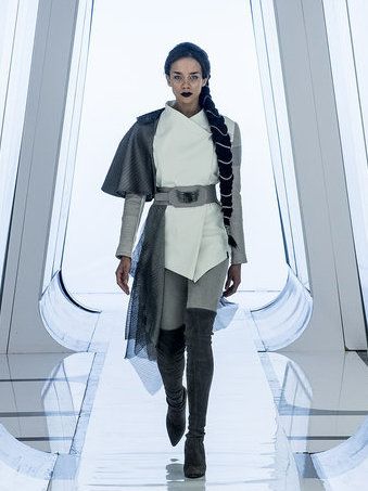 Sith Aesthetic Clothes, Star Wars Inspired Outfits, Character Page, Jedi Outfit, Star Wars Apparel, Jedi Costume, Star Wars Oc, Star Wars Fashion, Sci Fi Fashion