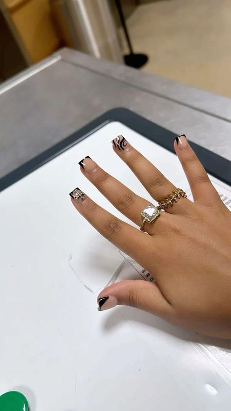 Black Nails Ideas French Tips, French Tip With Solid Nail, Black Shirt French Tip Nails, Short Classy Nails Acrylic Square French Tip, Short French Tip Freestyle Nails, New Year's Eve Nails Short Square, Black French Tip Shorties, Black And Gold French Tip Nails Square, Cute Shirt Acrylic Nails