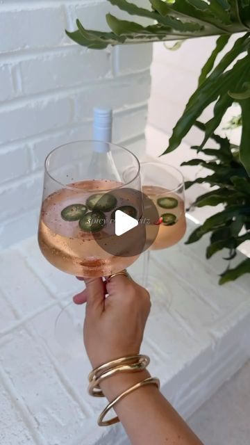 Cocktails (21+ to follow) on Instagram: "Spicy Rosé Spritz for a refreshing kick with every sip 🌶️🍷 @kasiaizabella
#cocktails #Wine #Drinks #trending #Summercocktails" Rose Wine Party, Rose Spritz, Wine Party, Follow On Instagram, Summer Cocktails, Wine Drinks, Rose Wine, Wine, Drinks