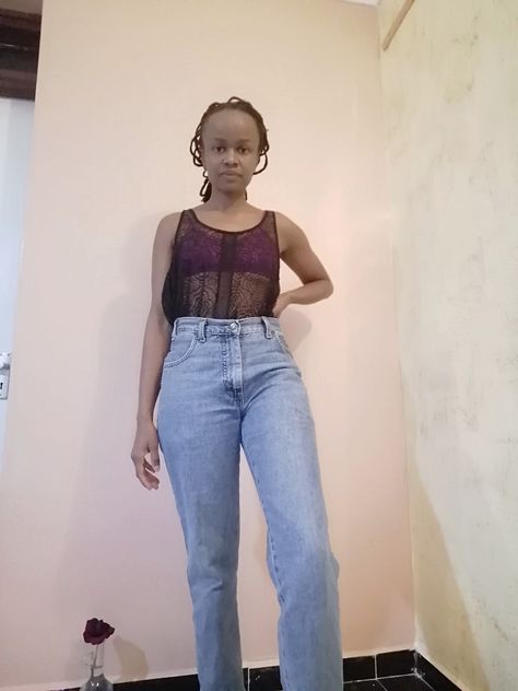 Mummy jeans outfit Mummy Jeans Outfit Ideas, Mummy Jeans Outfits, Outfit Ideas With Heels, Mummy Jeans, Outfits Jean, Jeans Outfit Ideas, Outfit Jean, Mummy Tummy, 2021 Outfits