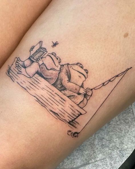 Toad Tattoo, Cottagecore Tattoo, Taboo Tattoo, Woodcut Tattoo, Simple Tattoos For Women, Frog Tattoo, Literary Tattoos, Western Tattoos, Frog Tattoos