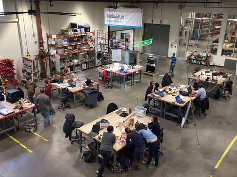 Just like the internet before it, the Maker Movement is revolutionizing manufacturing, with implications for startups and jobs. Maker Space Design, Stem Lab Design, Nomad House, Makerspace Library, Laboratory Design, Fab Lab, Lab Design, Stem Lab, Cnc Ideas