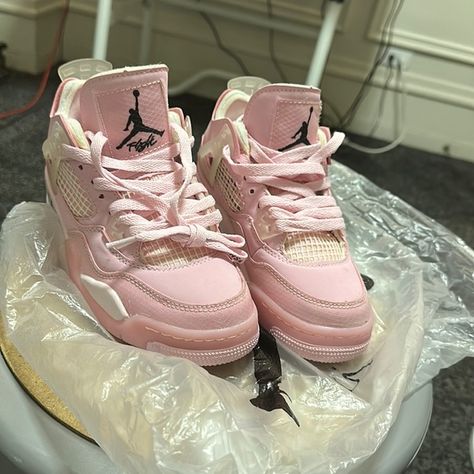 Jordan 4 off-whites pastel pink Jordan 4 Off White, Pink Jordans, Pretty Sneakers, Dr Shoes, Trendy Shoes Sneakers, Preppy Shoes, Pretty Shoes Sneakers, Jordan Shoes Retro, All Nike Shoes