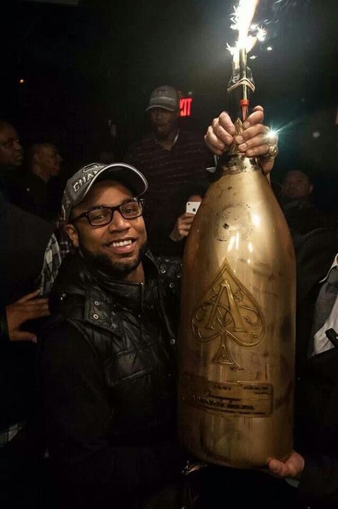 Poppin bottles Ace Of Spades Bottle, Don Perignon, Rs5 Sportback, Armand De Brignac, Champagne Brands, Poppin Bottles, Bottle Of Champagne, Gold Bottles, Champagne Region