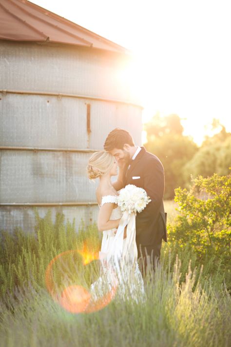 Lavender Farm Wedding, Farm Wedding Photos, Wedding Engagement Pictures, Essense Of Australia, Wedding Picture Poses, Wedding Photography Styles, Refined Wedding, Lavender Farm, Wedding Engagement Photos