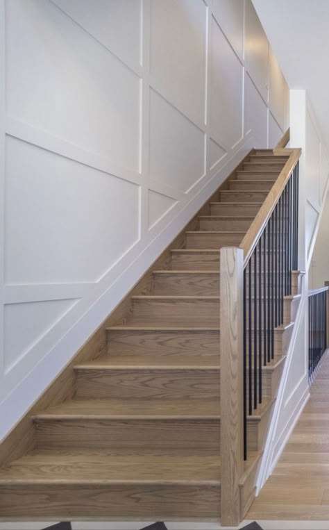 Stairs With Wainscotting, Stair Case Railing Ideas Ms, Staircase Half Wall, Stairs With Walls On Both Sides, Stair Well Wall Ideas, Stairs Accent Wall, Shiplap Staircase Wall, Accent Staircase Wall, Dark Staircase Ideas