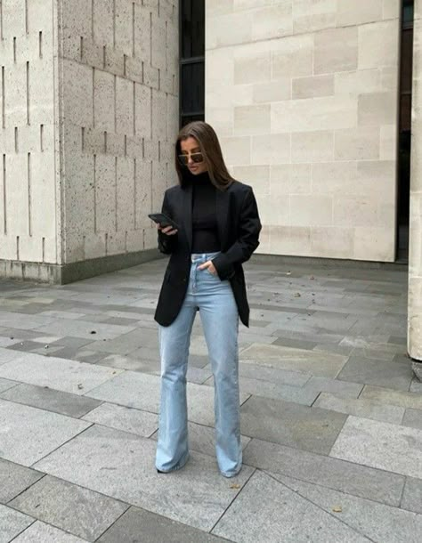 Jeans Semi Formal Outfits, Bussines Casual Women Outfits Winter, Bussines Casual Women Outfits Jeans, Bussines Outfit Women Chic, Bussines Outfit Woman, Bussines Women Outfits, Blazer With Jeans Women Classy, Semi Formal Winter Outfits For Women, Bussines Casual Women Outfits