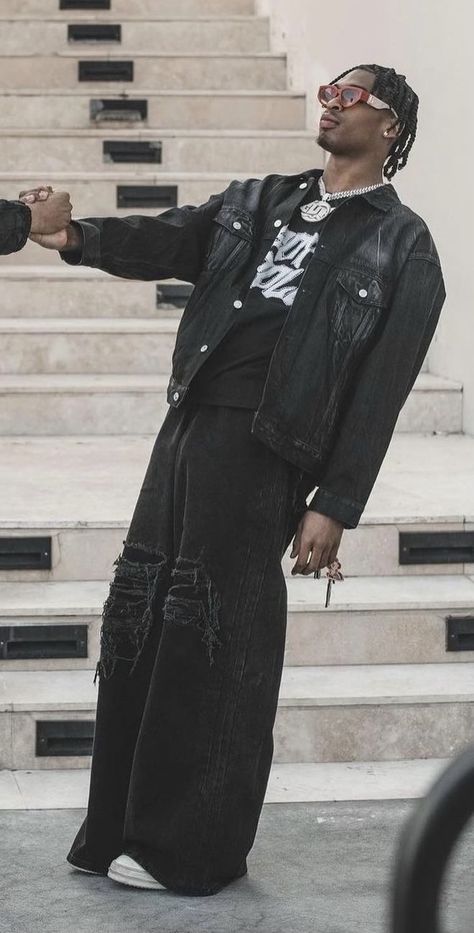 Musicians Outfits Men, Elevated Streetwear Men, Opiumcore Outfits Men, Rick Owens Aesthetic, Opiumcore Outfits, Opiumcore Aesthetic, Rick Owens Outfit Men, Rick Owens Street Style, Alternative Mens Fashion