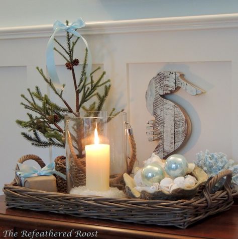 Going Coastal This Christmas Decor Display Ideas, Christmas Decor Display, Nautical Table Decor, Beachy Christmas Decor, Christmas Vignette, Christmas Decor Vintage, Coastal Christmas Tree, Coastal Christmas Decor, Christmas Vignettes