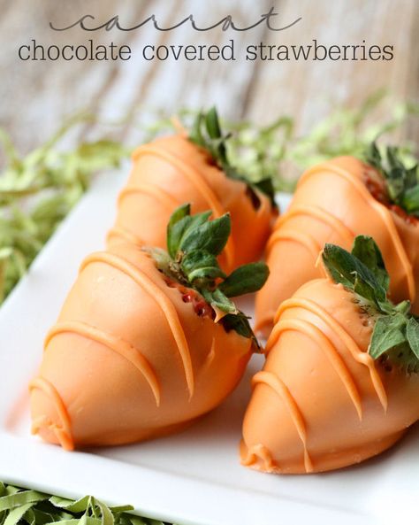 Super easy and Delicious Carrot Chocolate Covered Strawberries recipe on { lilluna.com } Easter Snack Recipes, Chocolate Covered Strawberries Recipe, Easter Snack, Fun Easter Treats, Easy Easter Treats, Strawberry Pudding, Chocolate Covered Strawberry Recipe, Healthy Easter, Easter Snacks