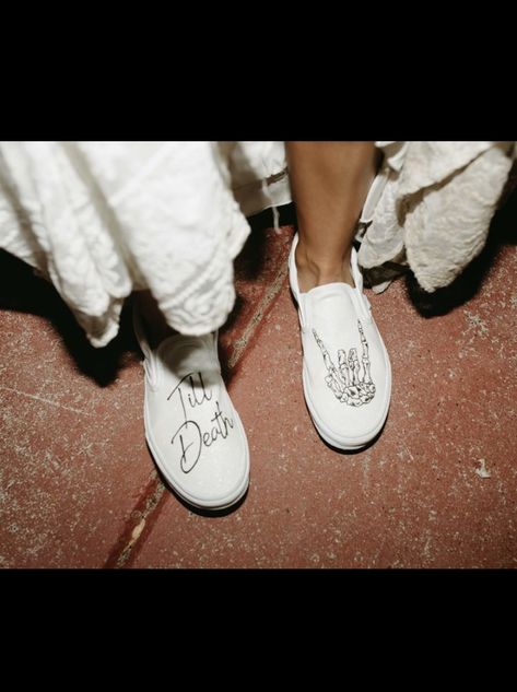 Short To Long Wedding Dress, Wedding Dress With Vans Shoes, Custom Wedding Vans, Bride Vans Shoes, Bride And Groom Vans, Engagement Accouncement, Wedding Vans Shoes Brides, Tattoo At Wedding, Vans Wedding Shoes The Bride