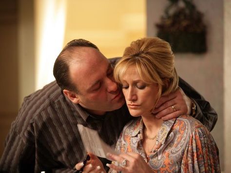 Tony And Carmella Soprano, Sopranos Style, Carmela Soprano, Edie Falco, Iconic Couples, James Gandolfini, Bada Bing, Best Tv Couples, Wife Aesthetic