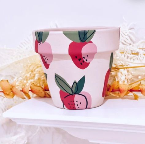 Strawberry Painted Pot, Paint Garden Pots, Strawberry Pots, Paint Diy Crafts, Painted Pot, Pottery Plant Pot, Diy Pottery Painting, Flower Pot Art, Plant Pot Diy