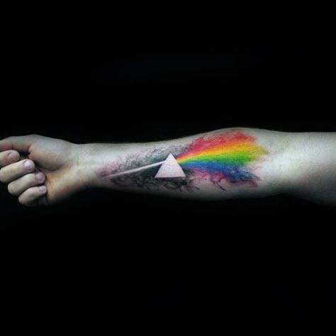 Prism Spectrum Tattoo http://nextluxury.com/mens-style-and-fashion/dark-side-of-the-moon-tattoo-designs-for-men/ Spectrum Tattoo, Moon Tattoo Designs For Men, Vijay Tattoo, Prism Tattoo, Pink Floyd Ideas, The Moon Tattoo, Rainbow Tattoo, Watercolor Dark, Leo Tattoo Designs