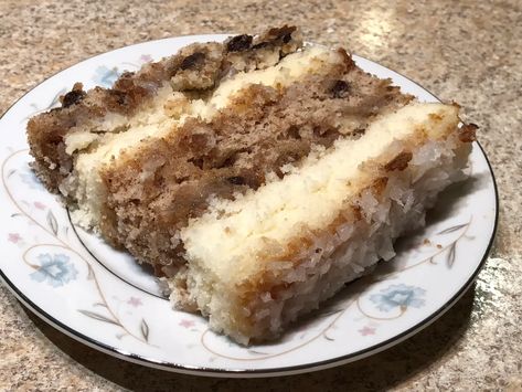 Japanese Fruitcake Recipe, Japanese Fruit Cake Recipes, Japanese Fruit Cake, Christmas Dinner Desserts, Japanese Fruit, Fruit Cake Recipe, Christmas Yummies, You're Special, Coconut Cake Recipe