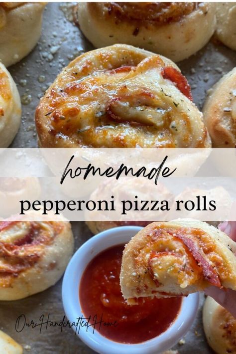 How to Make Easy Homemade Pepperoni Pizza Rolls Homemade Pepperoni, Pepperoni Pizza Rolls, Easy Menu, Homemade Pizza Rolls, Homemade Pepperoni Pizza, Pepperoni Rolls, Simple Dessert, Cheese Party, Simple Food