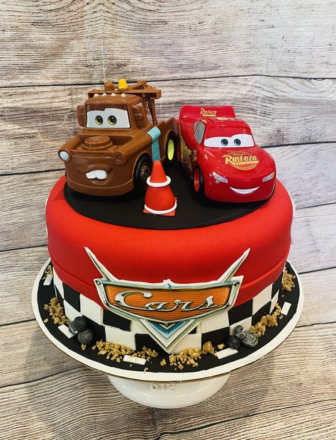 Cars Cake 2nd Birthday, Cars Cake Mater, Lightning Mcqueen And Mater Cake, Disney Character Cakes Birthday, Maccuin Cake, Disney Cars 2nd Birthday Cake, Cars Second Birthday Cake, Mc Queen Birthday Cake, Cars Movie Theme Cake