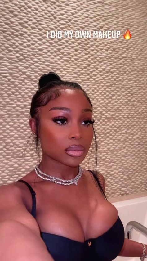 Stories • Instagram High Sleek Bun Black Women, Bun Black Women, Amour Jayda, Brown Girls Makeup, Jayda Cheaves, Jayda Wayda, Makeup For Black Skin, Brown Skin Makeup, High Bun