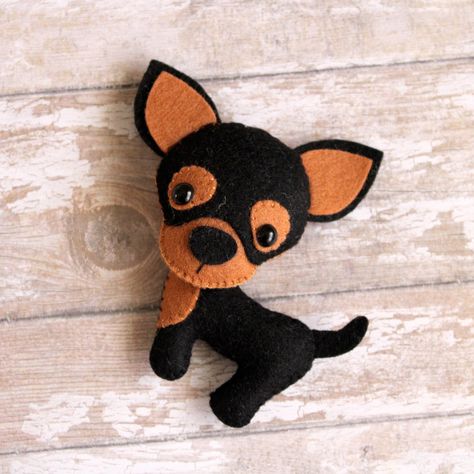 Felt Dog Pattern Free, Felt Dogs Pattern, Diy Dog Stuffed Animal, Dog Felt, Felt Dog, Felt Dog Pattern, Felt Stuffed Animals, Felt Dog Ornament, Felt Toys Patterns