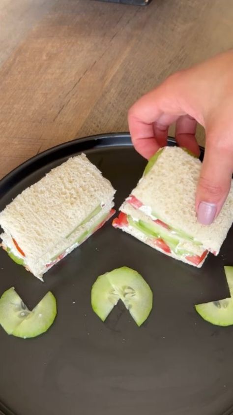 Mediterranean Diet Beginner | Cucumber tomatoes tea sandwiches 🥒🍅🫖 These little sandwiches are the perfect refreshing snack or lunch. It is perfect for when hosting a… | Instagram Cucumber Tea Sandwich, Cucumber Tea Sandwiches Recipes, Little Sandwiches, Fast Appetizers Easy, Hosting A Brunch, Cucumber Tea, Cucumbers And Tomatoes, Tomatoes And Cucumbers, Tea Sandwich