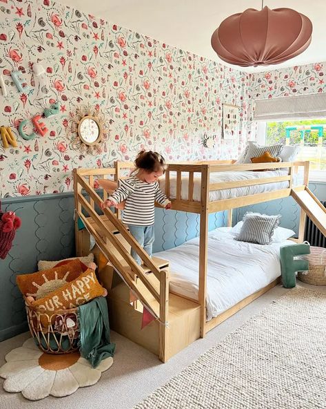 33 Kids Bedroom Ideas - Inspiring Decor for Comfort & Creativity - placeideal.com Boy And Girl Shared Bedroom Ideas, Small Bedroom Two Children, Sisters Room Ideas, 2 Kids Bedroom Ideas, Cot And Bed Shared Room, Kids Shared Room Ideas, Fun Childrens Beds, Shared Bedroom Cabin Bed, Small Shared Girls Bedroom