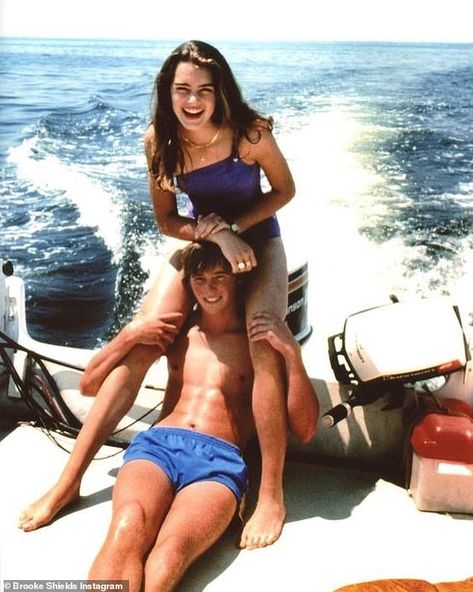 Christopher Atkins Blue Lagoon, Brooke Shields Blue Lagoon, Blue Lagoon Movie, Brooke Shield, Christopher Atkins, Summer Camp Boys, Tempest Storm, Her Movie, The Blue Lagoon