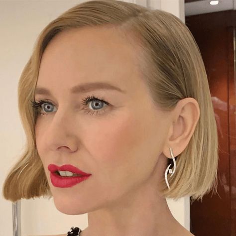 Naomi Watts' Old Hollywood Waves Naomi Watts Hair 2022, Naomi Watts Bob, Naomi Watts Hair Bob, Short Hair Hollywood Waves, Vintage Bob Haircut, Old Hollywood Hair Short, Hollywood Waves Short Hair, Hollywood Bob, Naomi Watts Hair