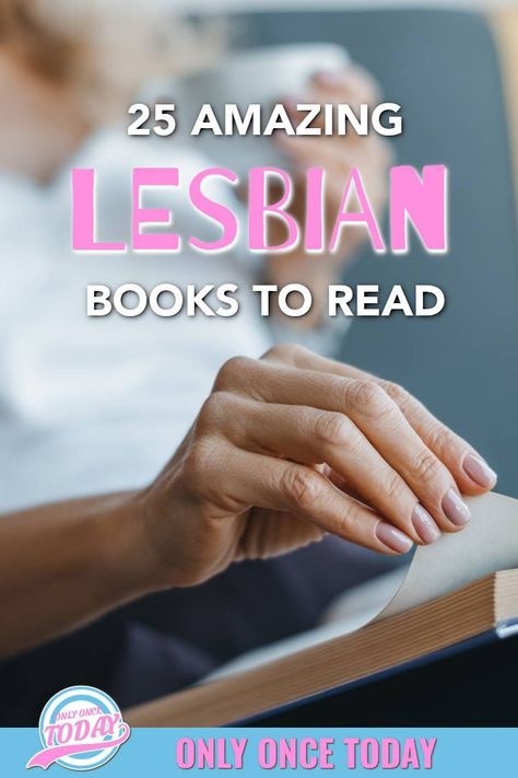 25 Great lesbian stories and books everyone should read - Looking for the perfect lesbian romance novel? Or would you rather read an intriguing lesbian fiction story? We even included a platform where you can find free lesbian books! #LesbianBooks #LesbianStories Best Lesbian Novels, Lesbian Romance Books, Lesbian Novels, Lesbian Stories, Lesbian Books, Lgbt Book, Fiction Story, Jeanette Winterson, Books Everyone Should Read