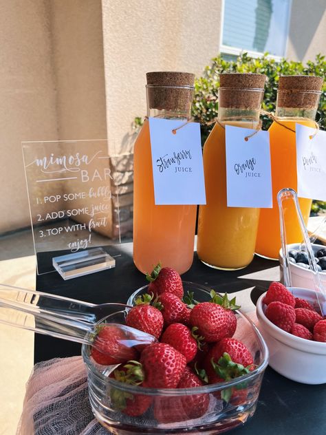 Mimosa Set Up, Makeup And Mimosas Party, Juices For Mimosa Bar, Mimosa Bar Set Up, Mimosa Bar Bridal Shower Decor, Mimosa Bar Ideas, Cabana Party, Mimosa Party, Bridal Shower Drinks