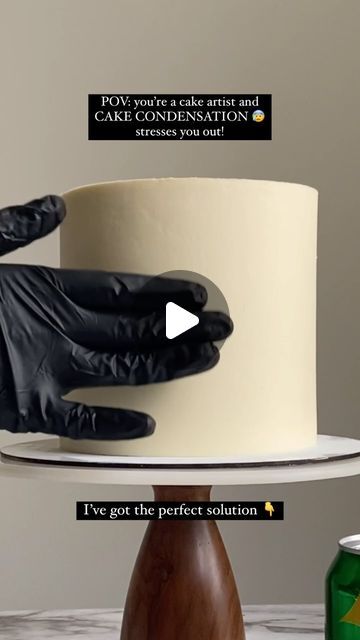 Whipped Cream Cakes, Cake Hacks, Wedding Cakes With Cupcakes, Cake Tutorial, Cake Decorating Tips, Cake Decorating Techniques, Its My Birthday, Simple Tricks, Corn Starch